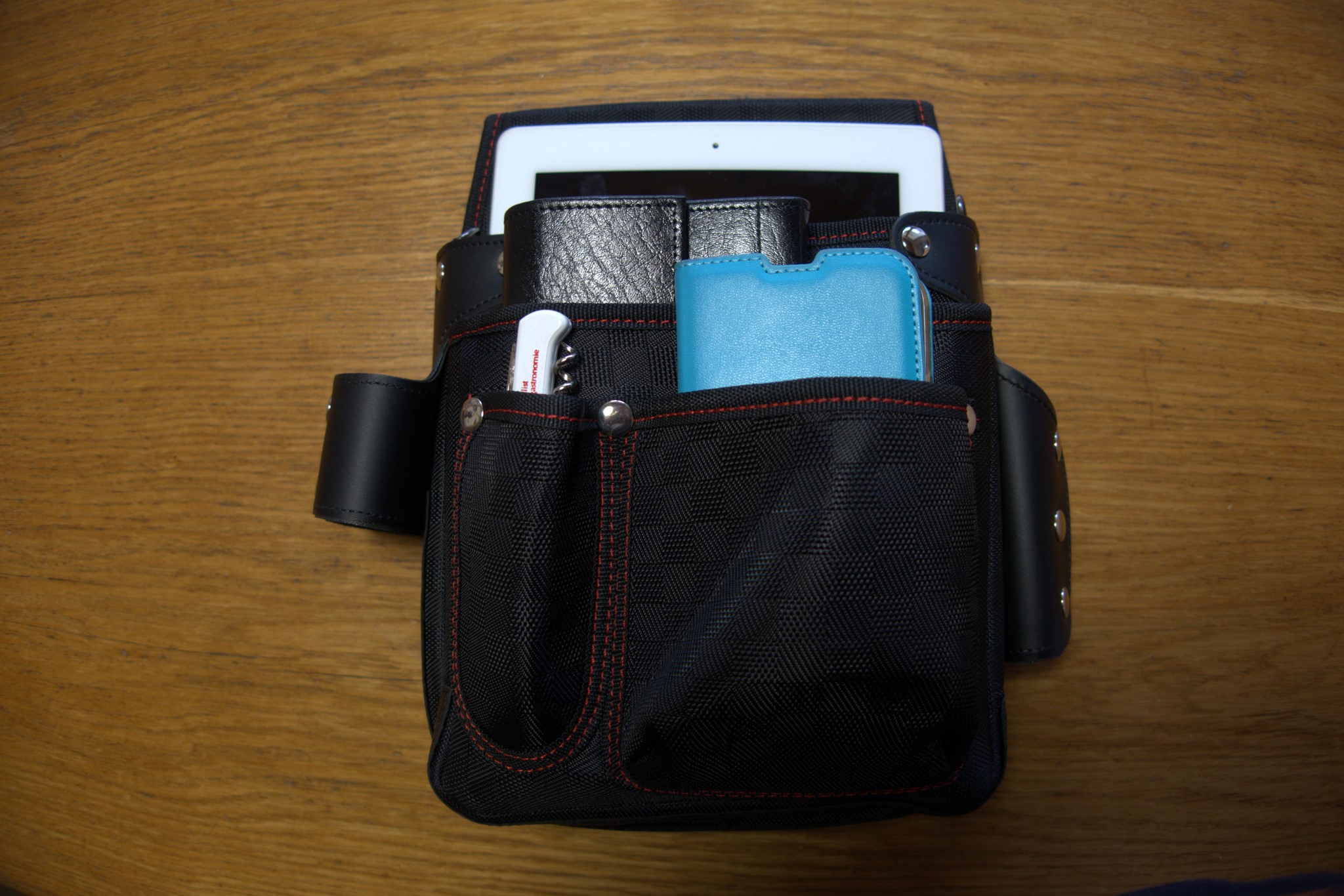 Bild von IPad Set Halter, Holster fürs Portemonnaie IPad und Casher 