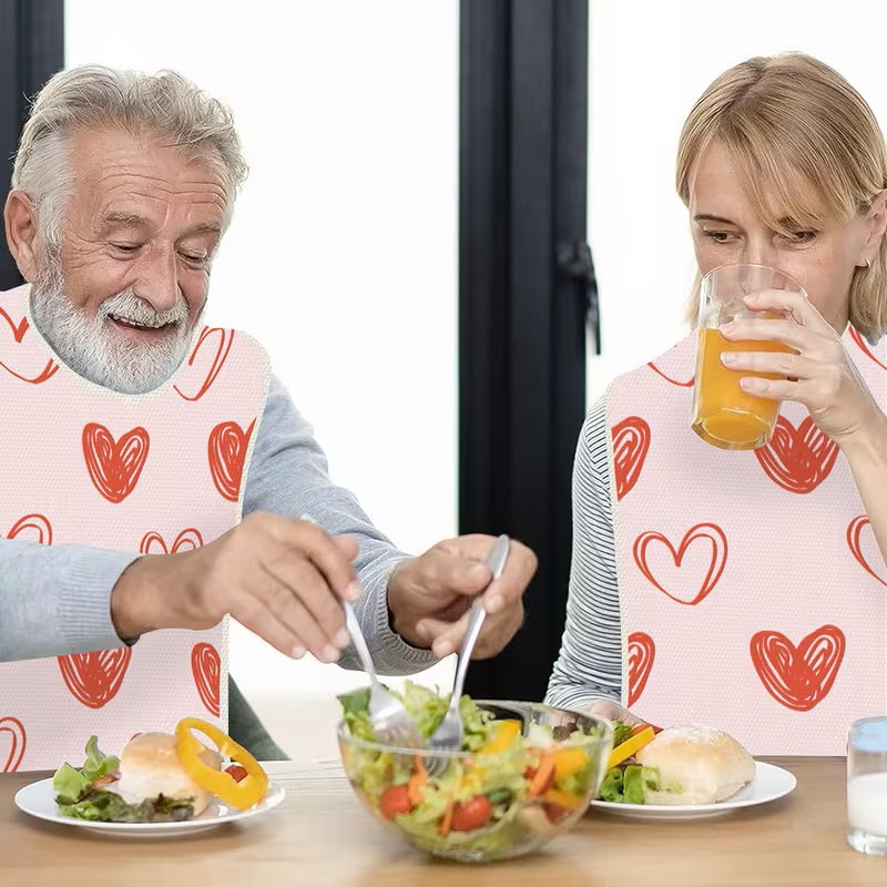 Bild von Esslatz für Erwachsene mit Klettverschluss und Herzen